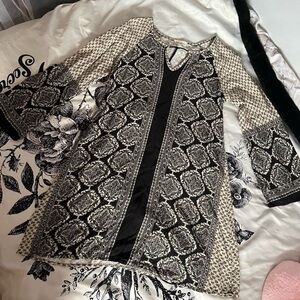 Patterned Button-Up Tunic Top